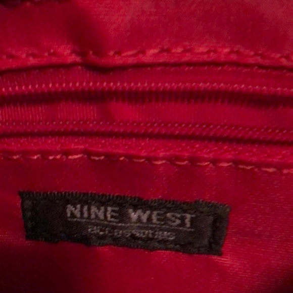 Used mini bag. - Picture 6 of 6